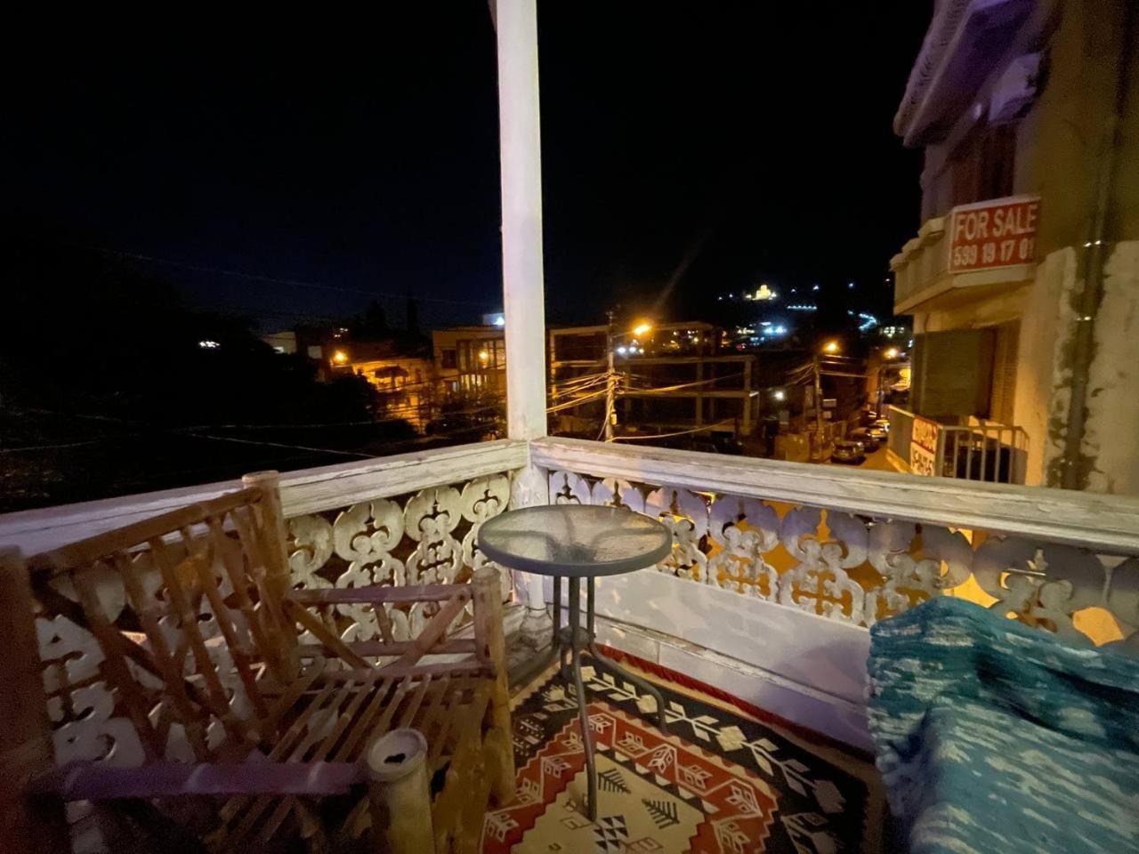 Hotel Wine O'Clock Tiflis Exterior foto